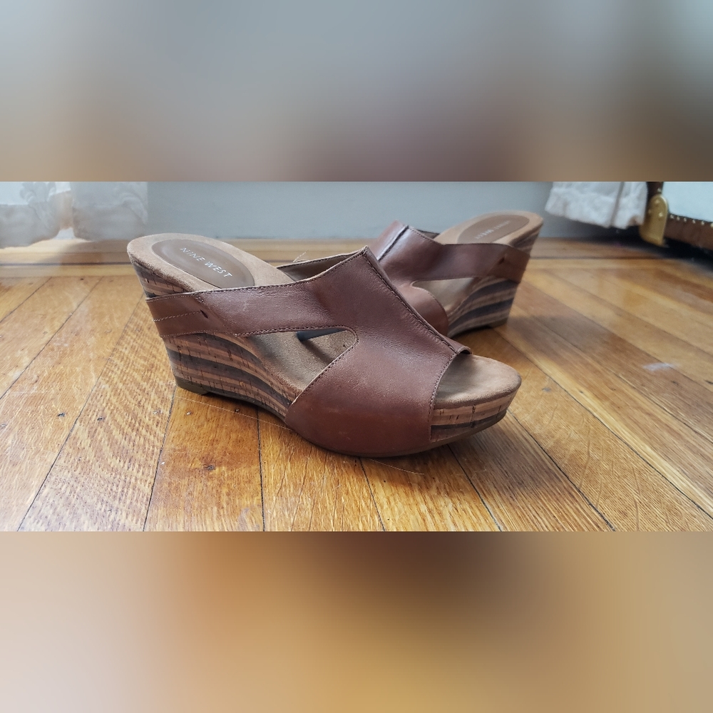 Nine west wedge shoe